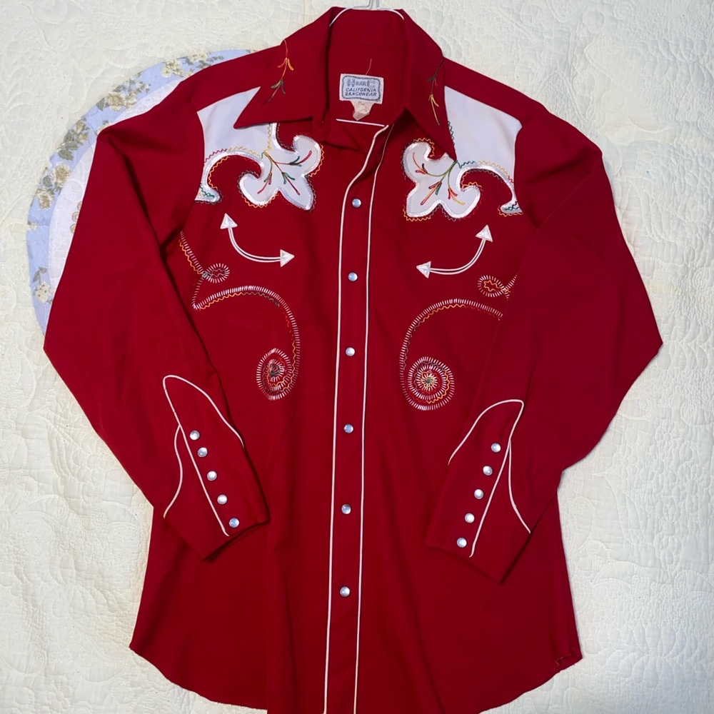 Vintage Embroidered Red Western Shirt - Unbranded true romance pearl buttons